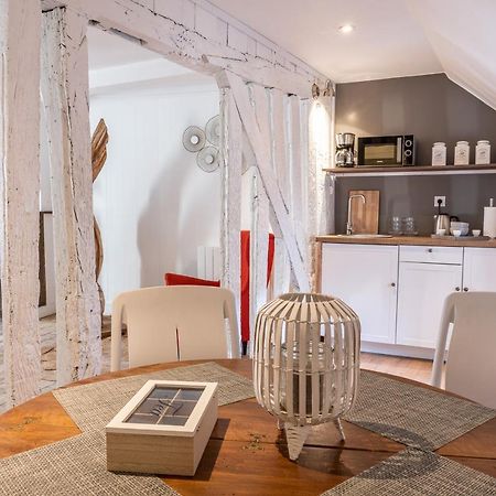 Le Baldaquin / Les Suites Romantiques Honfleur Eksteriør bilde