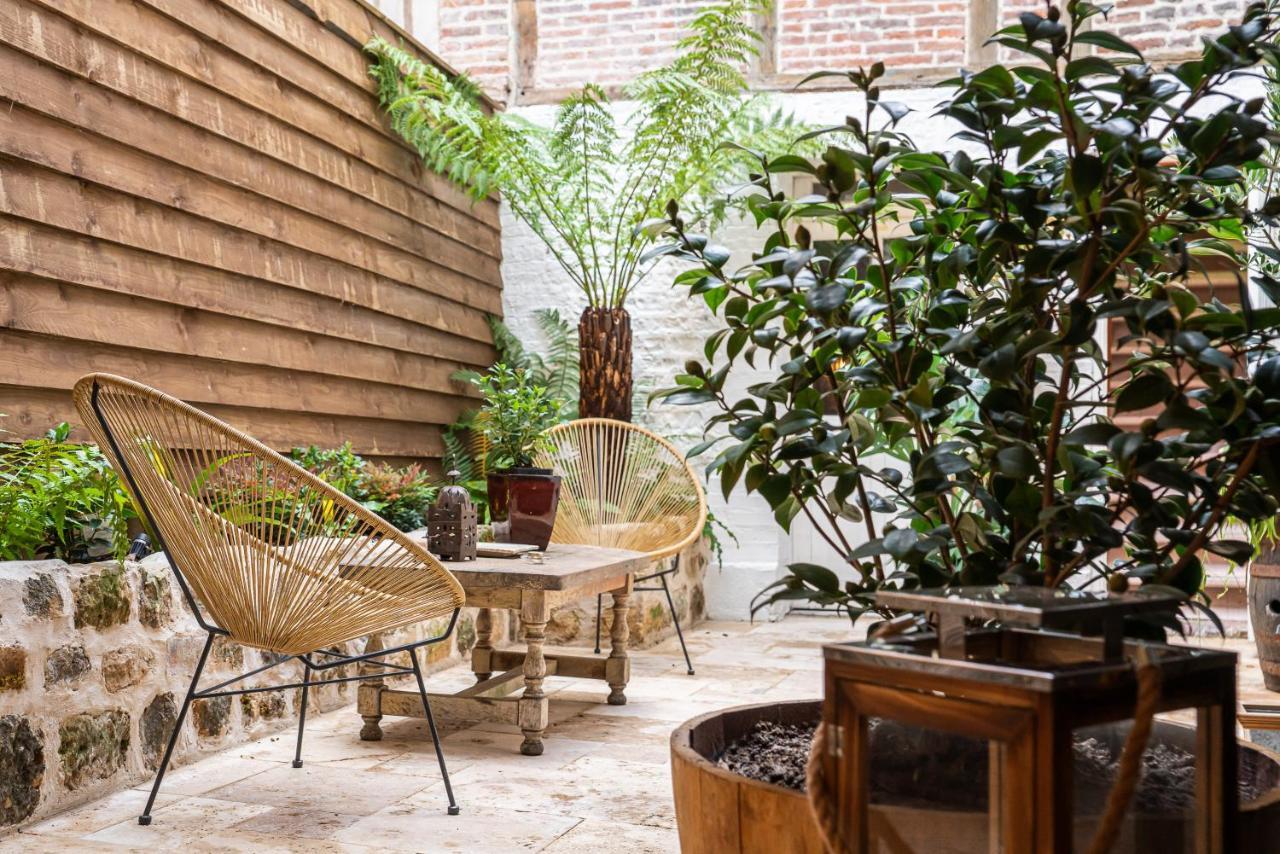 Le Baldaquin / Les Suites Romantiques Honfleur Eksteriør bilde